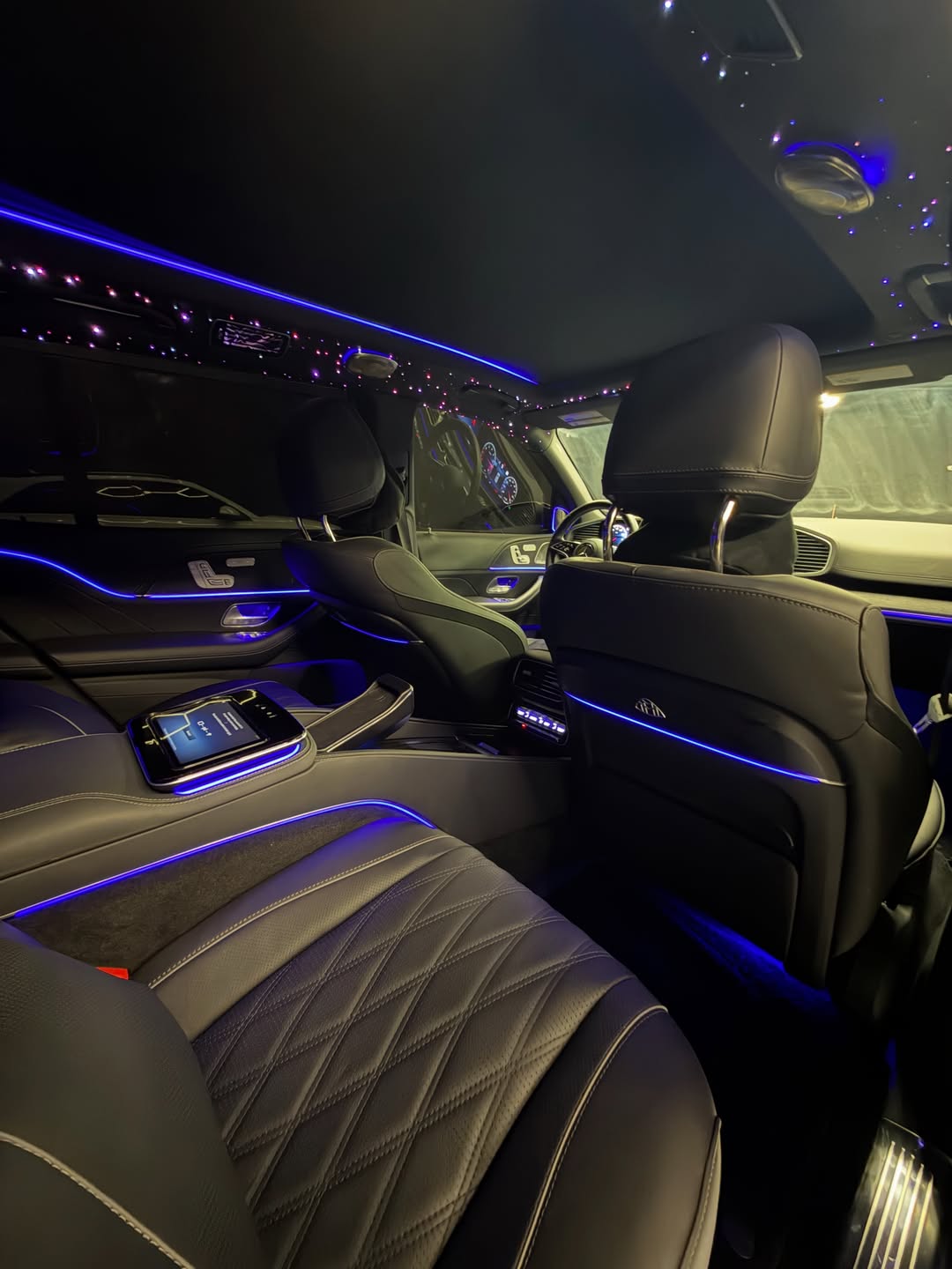 2025 MERCEDES-MAYBACH GLS 600 (First-Class Lounge Spec)